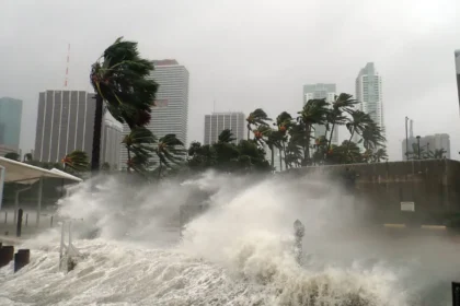 hurricane evacuation in Florida