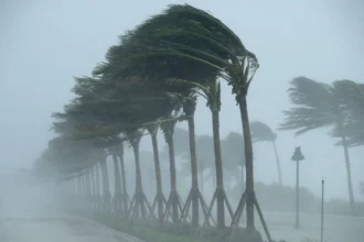 hurricane impacting Florida